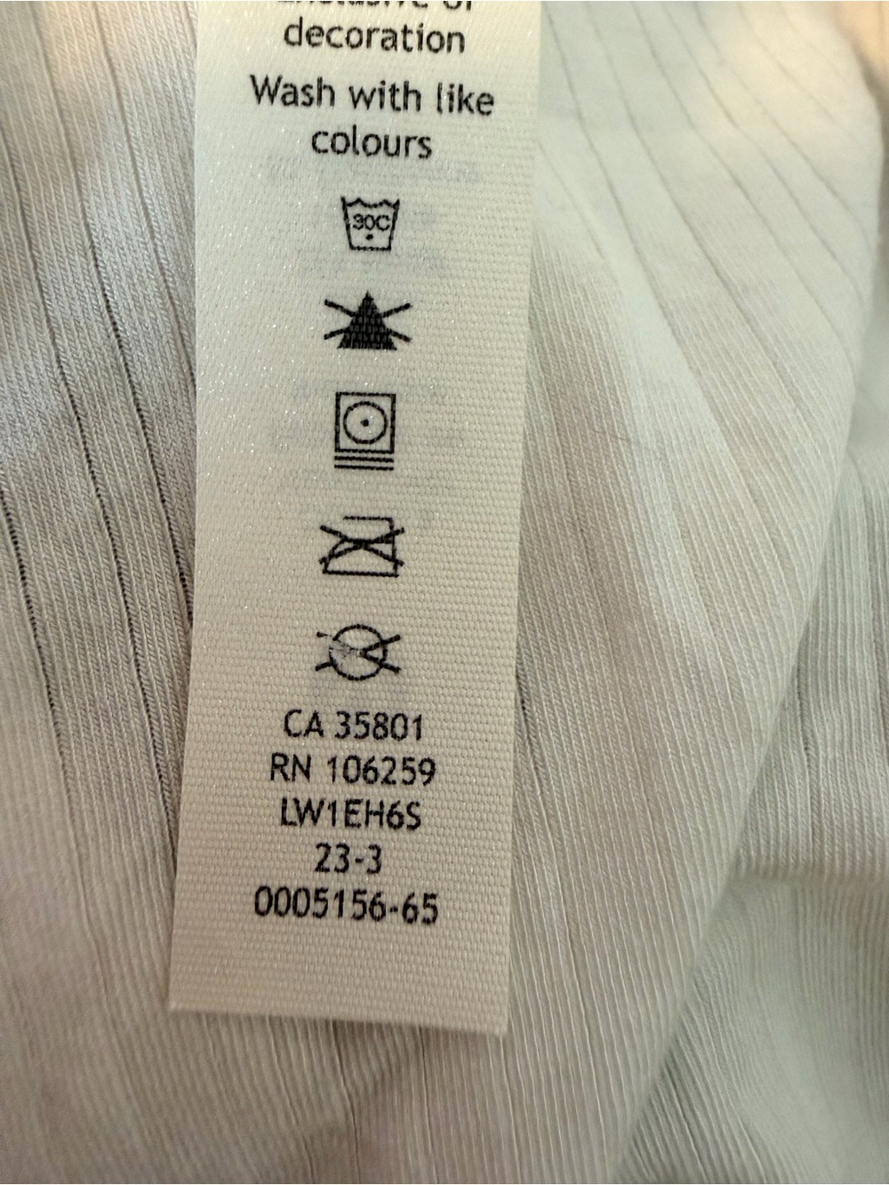 Lululemon White Ribbed Modal Silk Tank Top Size 8 NWOT - Picture 7 of 12